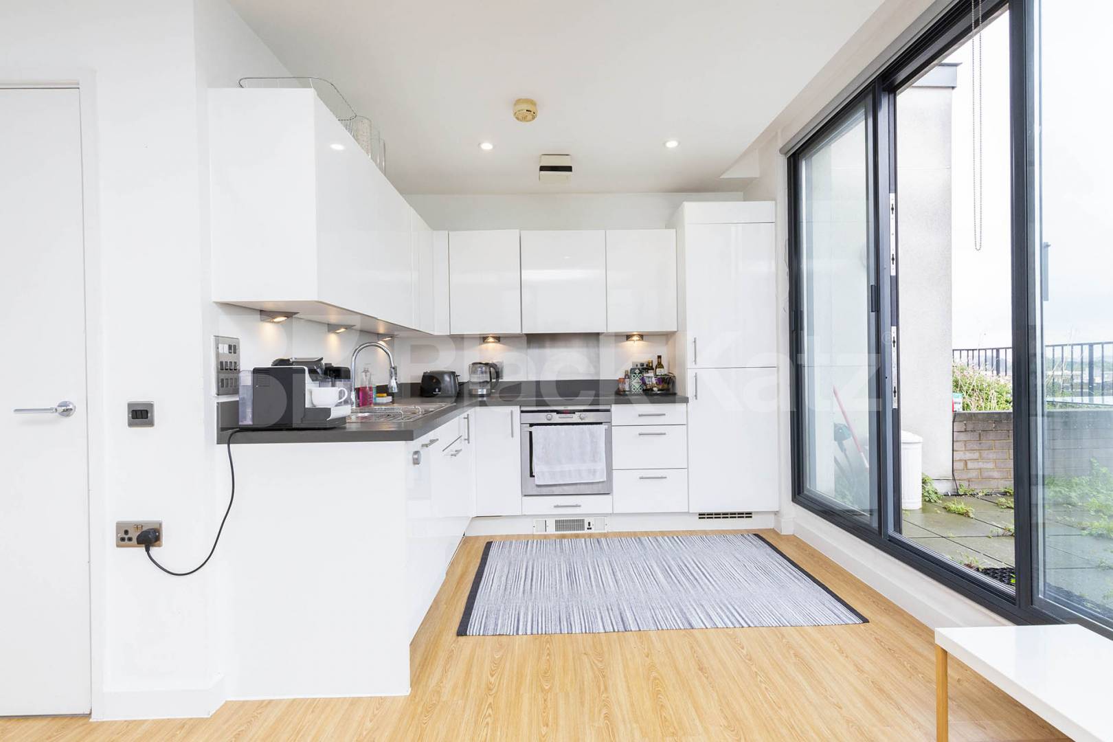 Stunning spacious 1 bed penthouse by Regents Park   Cubitt Court, Park Village East , Camden / Regents Park